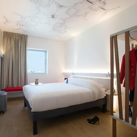 Ibis Abdelmoumen Casa Centre Hotel Casablanca Exterior photo